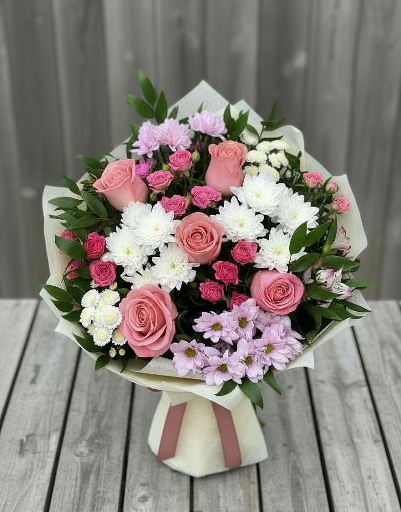 Букет цветов из: Альстромерии, Гвоздики, Розы и Хризантемы в Амазаре