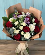 Букет цветов из:  Розы и Альстромерии в Амазаре