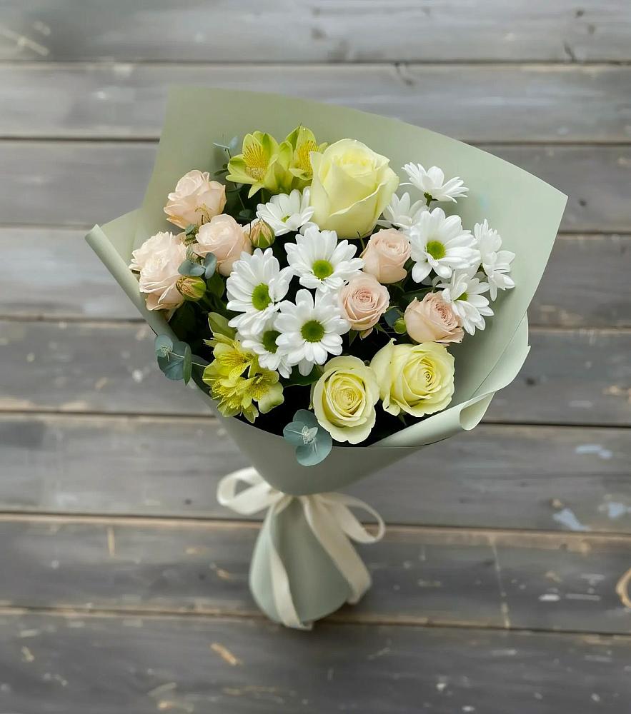 Букет цветов из: Альстромерии, Розы и Хризантемы в Амазаре