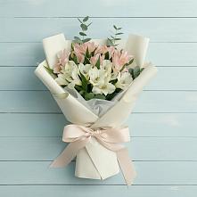Букет цветов из:  Альстромерии в Амазаре
