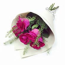 Букет цветов из:  Розы в Амазаре