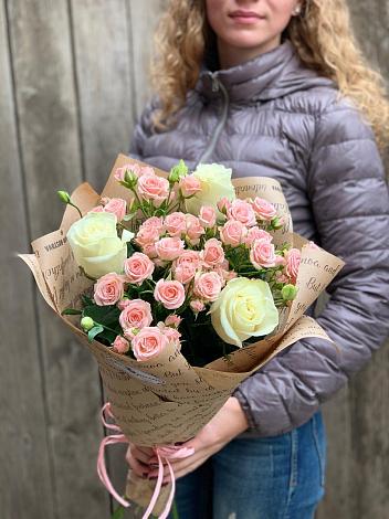 Букет цветов из: Розы в Амазаре