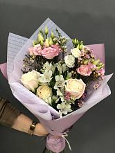 Букет цветов из:  Альстромерии, Розы и Лизиантусы #REPLACE_PRED# Амазаре