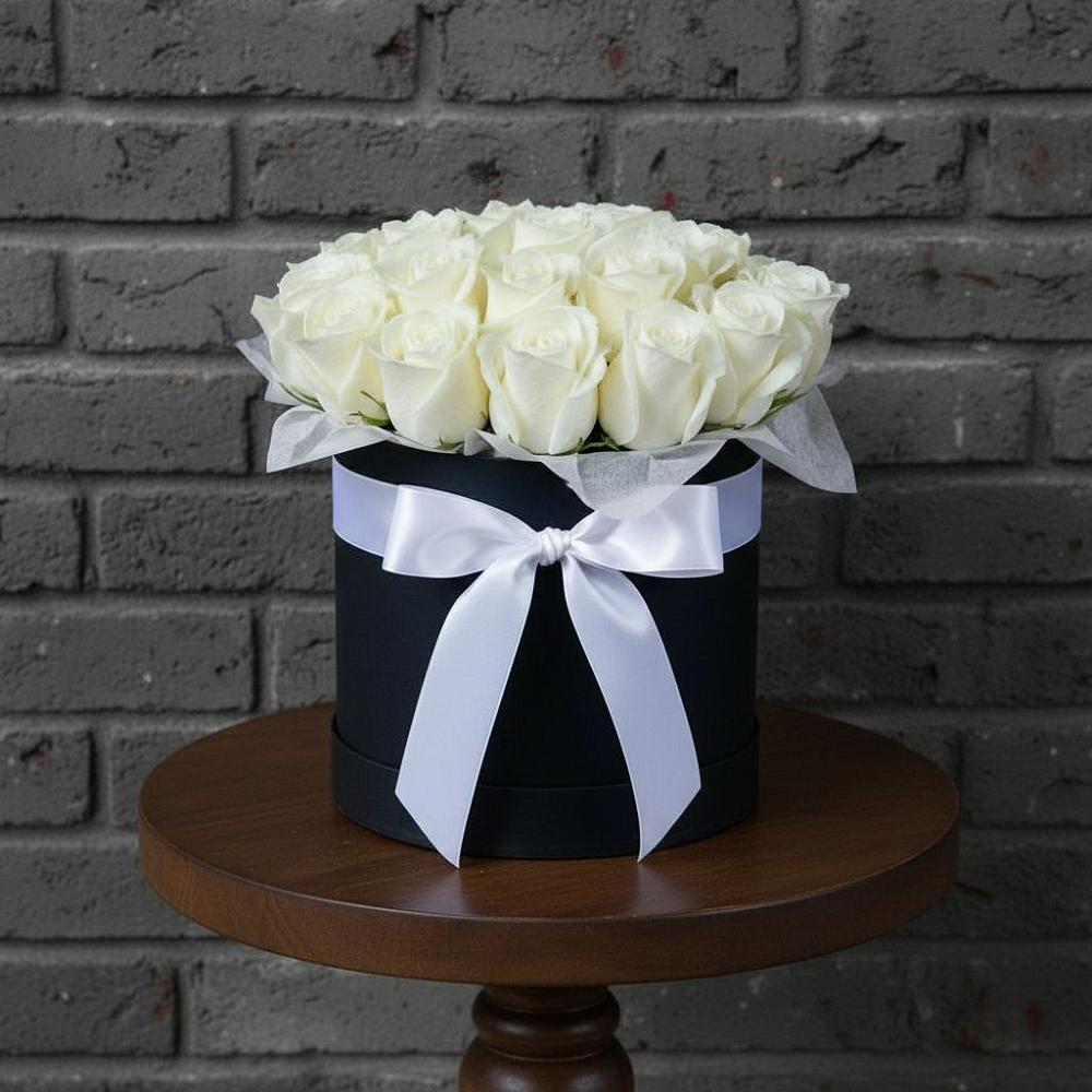 Цветочная композиция из Розы в шляпной коробке в Амазаре