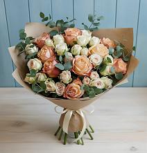 Букет цветов из:  Альстромерии и Розы #REPLACE_PRED# Амазаре