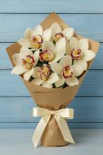 Букет цветов из:  Орхидеи и Розы в Амазаре